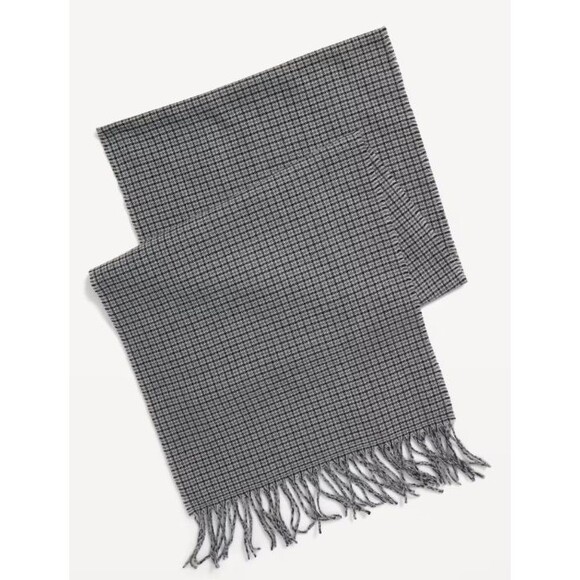 Flannel Scarf Old Navy Gray Plaid 13x67 with fringe - Picture 1 of 1